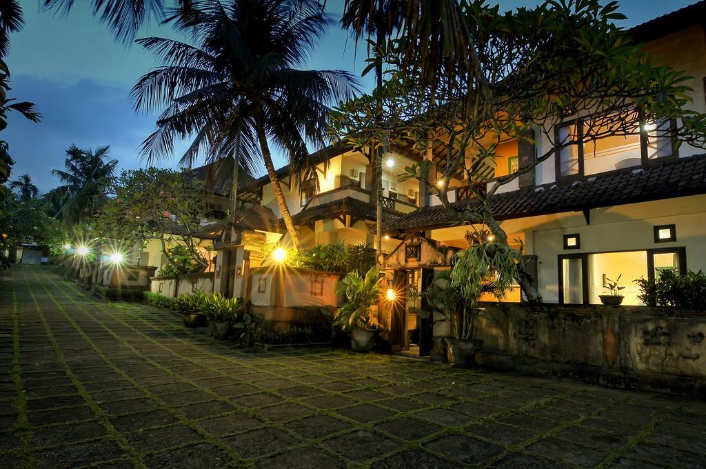 Dewi Sinta Hotel And Restaurant Tanah Lot Exteriör bild