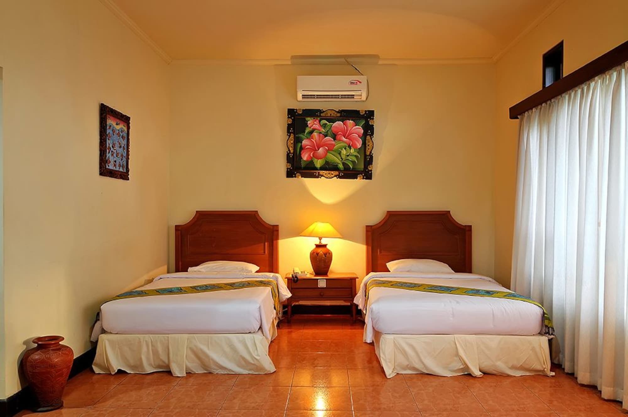 Dewi Sinta Hotel And Restaurant Tanah Lot Exteriör bild